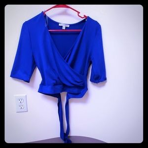 Blue elbow sleeve shirt